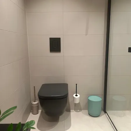 New By The Sea With Fjord View, Parking! 아파트