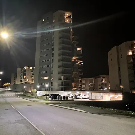 New By The Sea With Fjord View, Parking! * Alesund