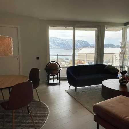 New By The Sea With Fjord View, Parking! Alesund