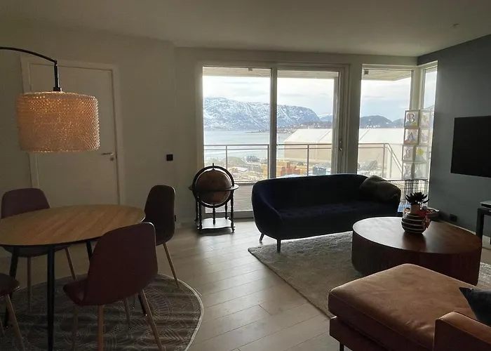 New By The Sea With Fjord View, Parking! Ålesund