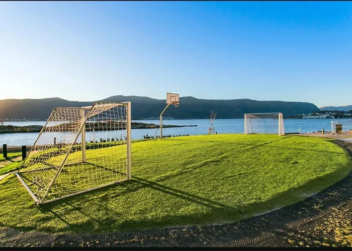 New By The Sea With Fjord View, Parking! Ålesund